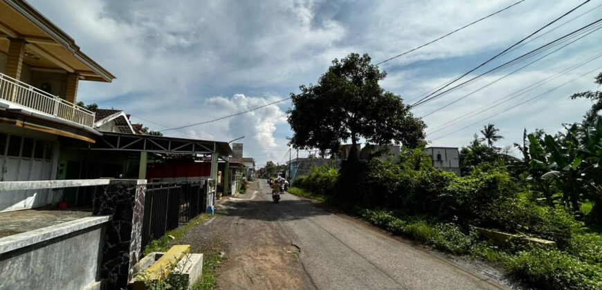 Tanah dijual di Pinggir Jalan Raya Ngenep Karangploso Malang