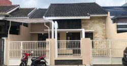 Rumah dijual di Jalan Candi Mendut Barat selangkah dari Jalan Soekarno Hatta Malang