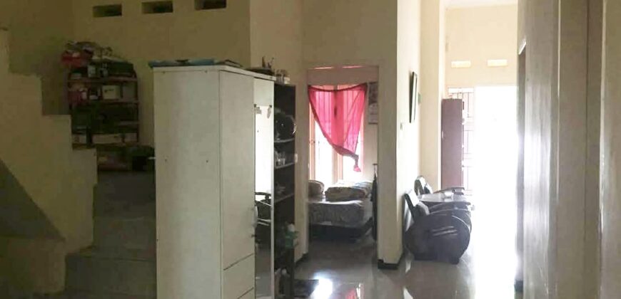 Rumah kost dijual di Jalan Arumba dekat Universitas Brawijaya dan Universitas Muhammadiyah Kota Malang