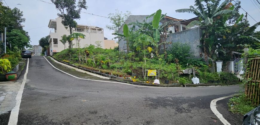 Tanah Pojok dijual lokasi diBelakang Terminal Arjosari Kota Malang