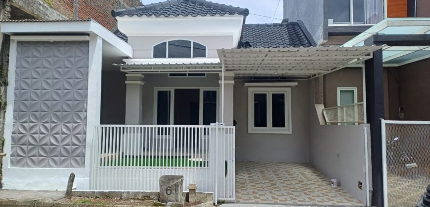 Rumah Baru siap Huni di Jual di Perumahan Tidar dekat Machung Kota Malang