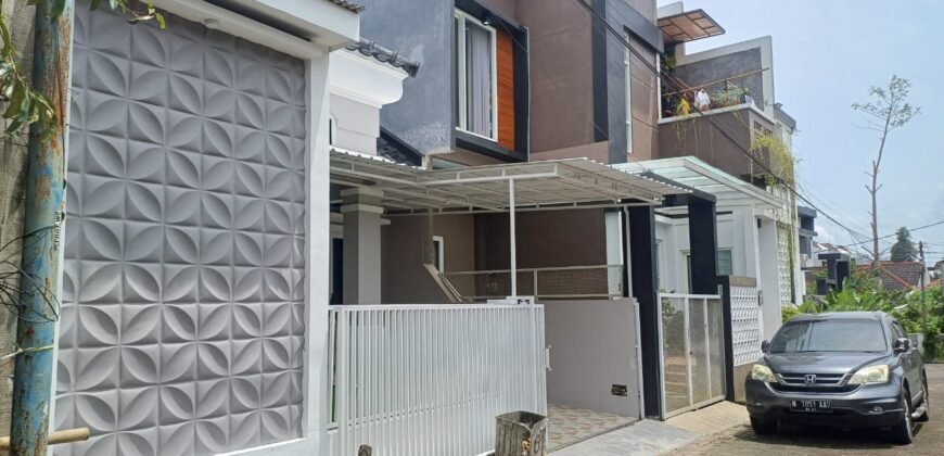 Rumah Baru siap Huni di Jual di Perumahan Tidar dekat Machung Kota Malang