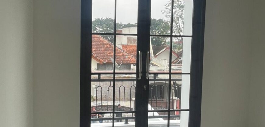 Rumah dijual Kondisi Bangunan Baru Type Minimalis di Sulfat Kota Malang