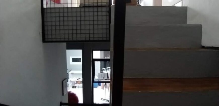 Rumah dijual di daerah Pandanwangi Sulfat Kota Malang 3 Kavling jadi 1