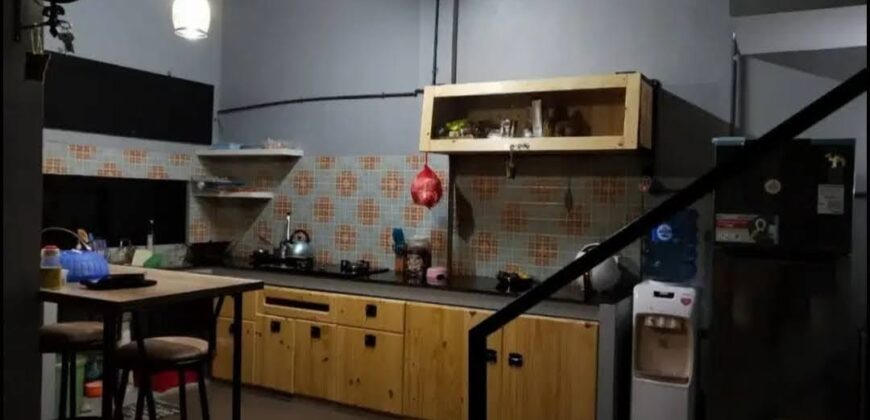 Rumah dijual di daerah Pandanwangi Sulfat Kota Malang 3 Kavling jadi 1