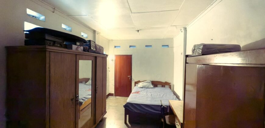 Dijual Rumah Vintage di Kawasan Tumenggung Suryo Kota Malang