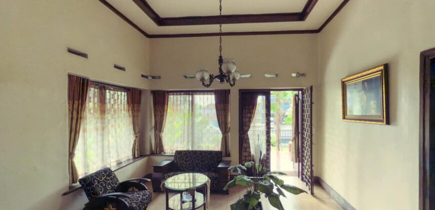 Dijual Rumah Vintage di Kawasan Tumenggung Suryo Kota Malang