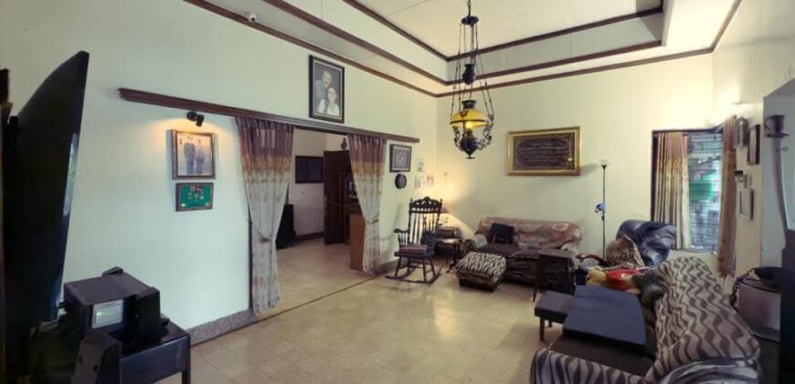 Dijual Rumah Vintage di Kawasan Tumenggung Suryo Kota Malang