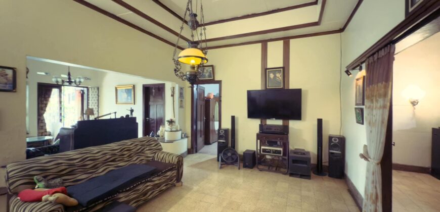 Dijual Rumah Vintage di Kawasan Tumenggung Suryo Kota Malang