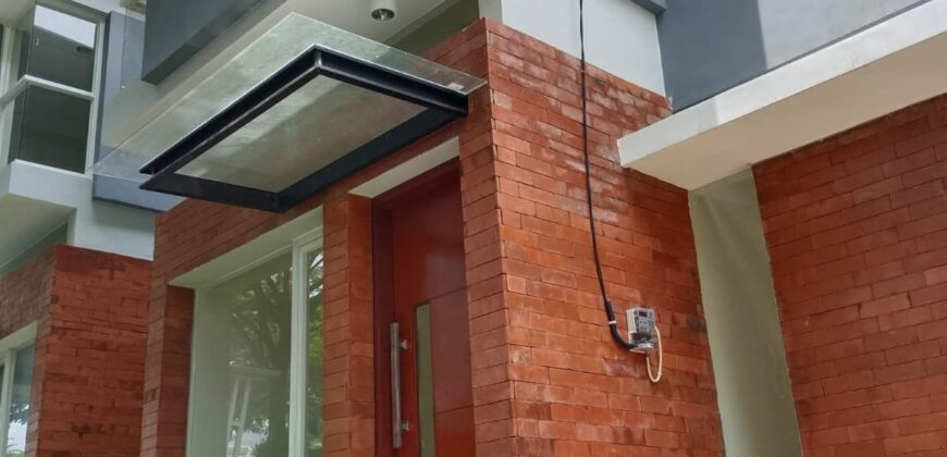 Rumah dijual di Perumahan OZ Residence Tidar Kota Malang