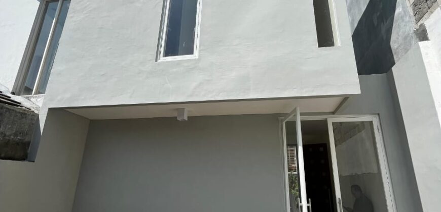 Rumah dijual di Perumahan Oz Residence Tidar Kota Malang